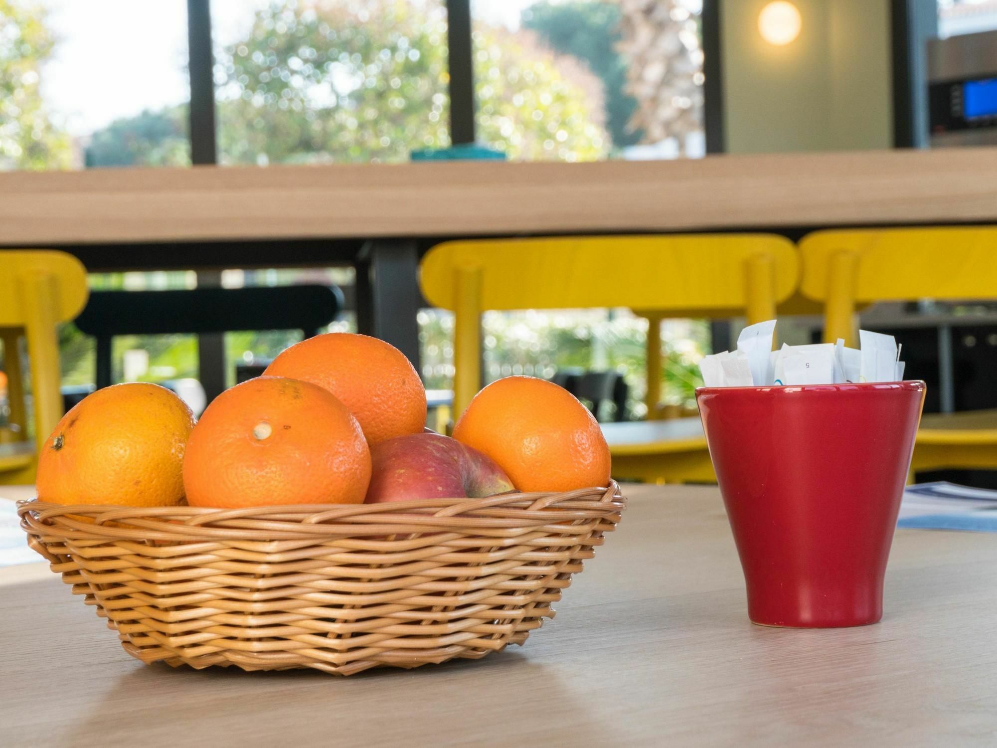 Ibis Styles Perpignan Canet En Roussillon Kültér fotó
